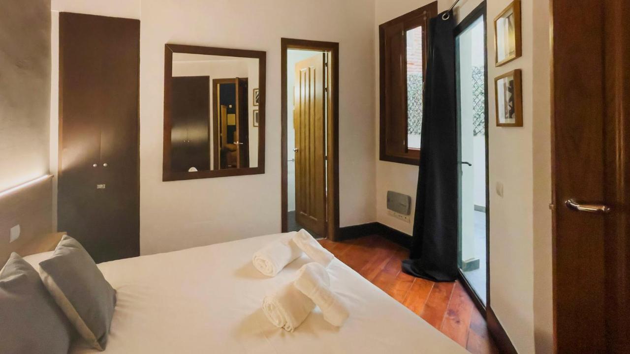 El Patio Del Regidor - Apartamentos Aloha Toledo Buitenkant foto